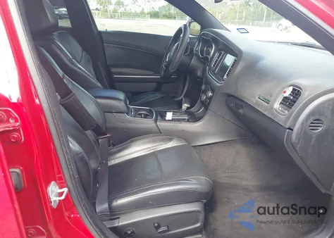 2016 Dodge Charger Sxt z USA, uszkodzony, nr VIN 2C3CDXHG2GH132909